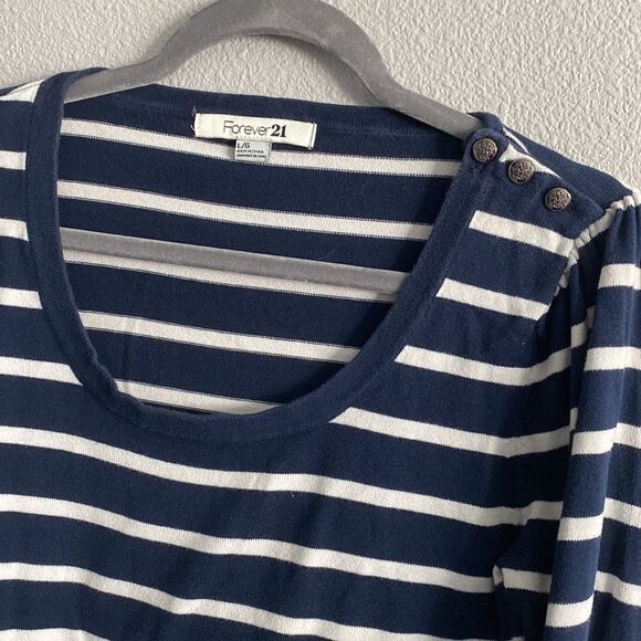 Forever 21-striped 3/4 sleeve lightweight sweater- Size Large - Picture 2 of 5